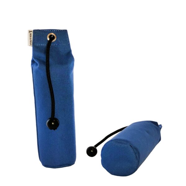 Side and base view of the Dog and Field DF Ultra Light Marking Dummy in blue, showing the flat base design that allows the dummy to stand upright for visual marks and line training. 1lb canvas dummy size, 185g weight, available at Kirkbourne Spaniels.