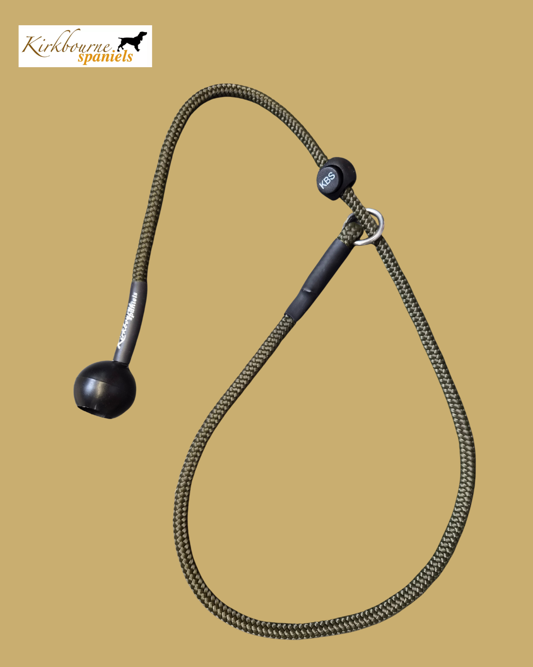 Kirkbourne Spaniels KB Ball Heel Slip Lead laid flat - 6mm PPM braided rope, ball grip end, marine-grade ring. Original ball grip gundog heel slip lead handmade in Yorkshire. Ring or thimble hardware available.
