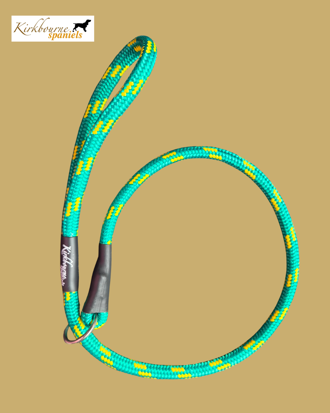 Kirkbourne Spaniels KB Heel Slip Lead laid flat - 8mm PPM braided rope, marine-grade ring, no metal clips. Chunkier grip original gundog heel slip lead handmade in Yorkshire. Available in 60cm and 70cm.