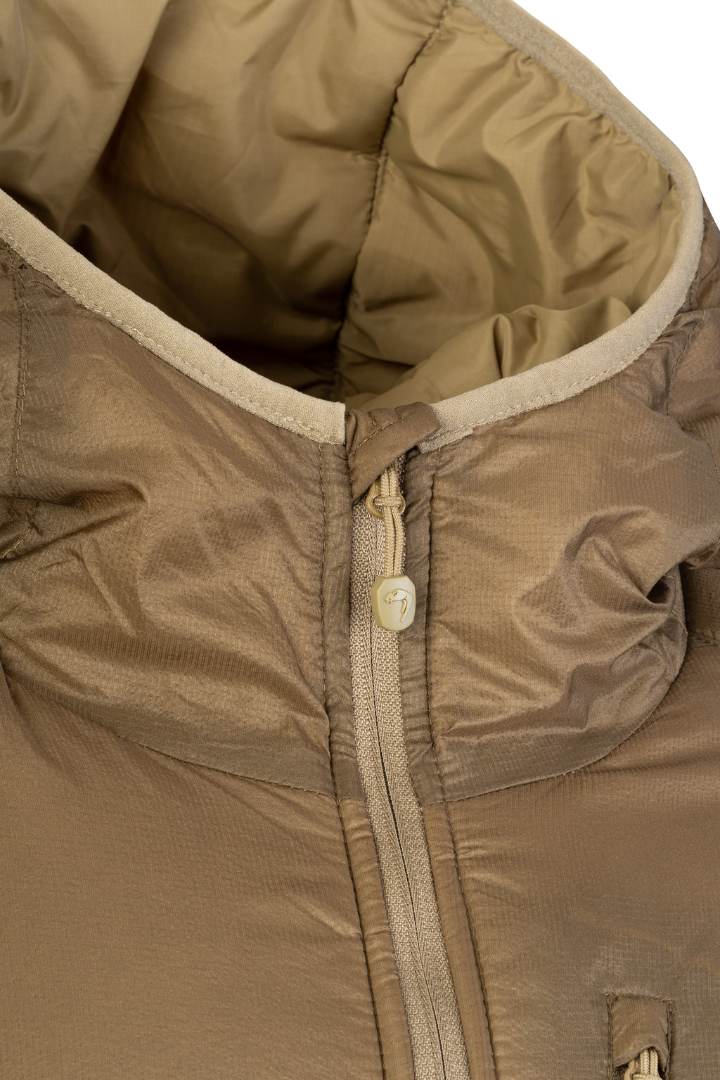 Chin guard and neck zip detail on Viper Tactical Frontier Jacket, protection against wind and cold