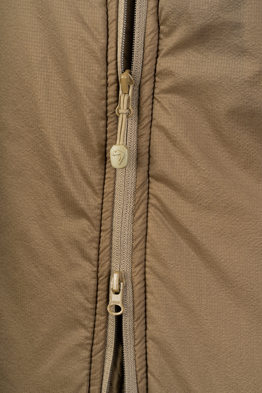 Full-length two-way front zip detail on Viper Tactical Frontier Jacket