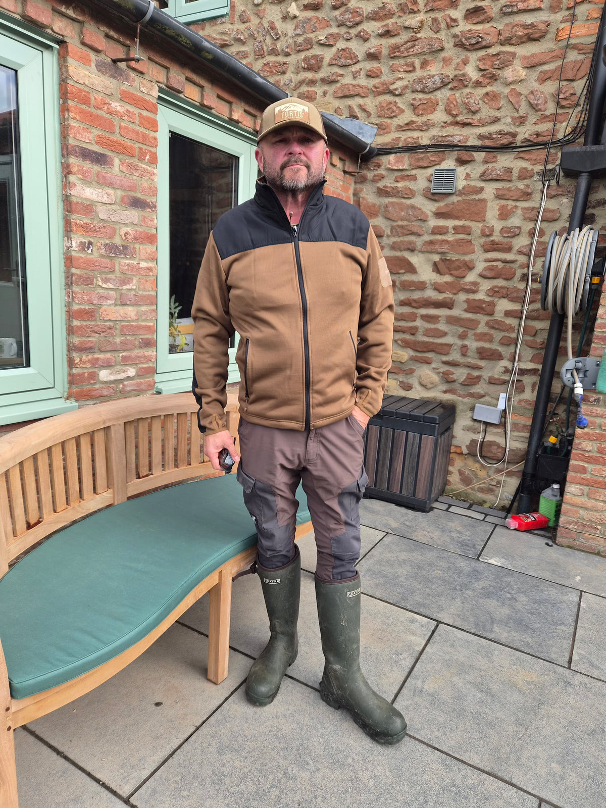 Kirkbourne Spaniels founder and UK Gundog Trainer of the Year, wearing the Viper Gen 2 Special Ops Fleece Jacket in size Medium